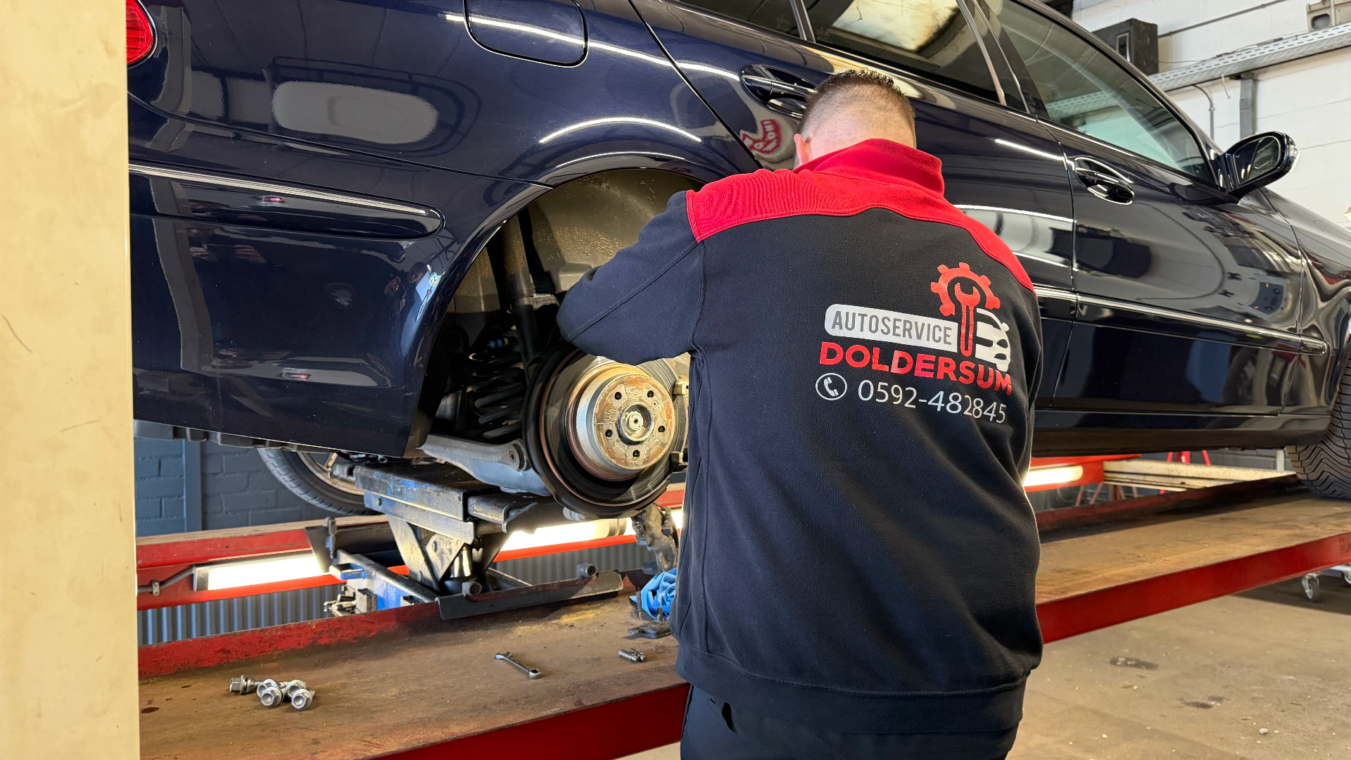 Monteur aan het werk